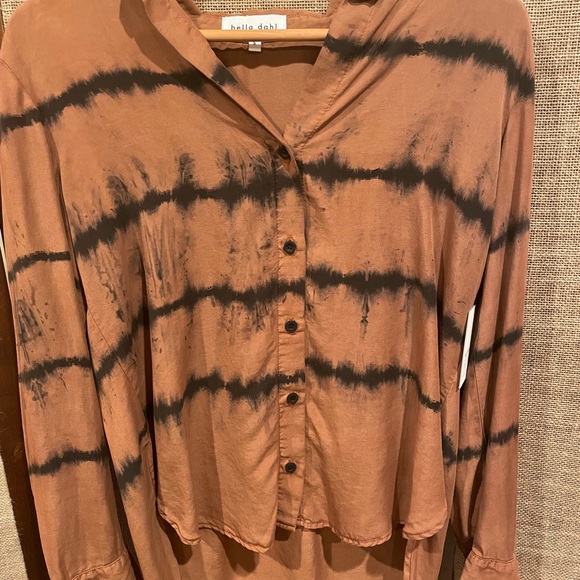 Bella Dahl tie dye button front shirt - Picture 3 of 4